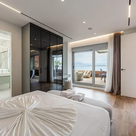 Belleview 1