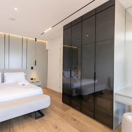 Belleview 1 *