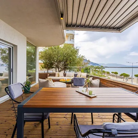 Belleview 1