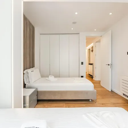 Belleview 1 아파트